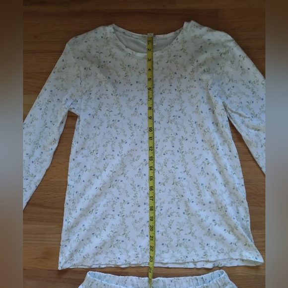 Julia Berolzheimer + Lake Floral Pajama Set Medium - Picture 9 of 12